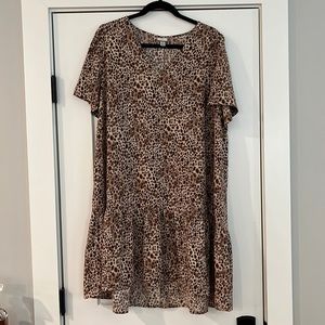 Loose Animal Print Dress